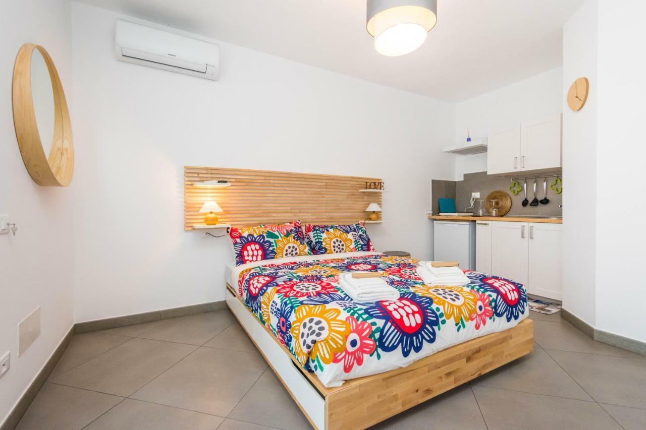 لاسكاري B&B Lo&G المظهر الخارجي الصورة